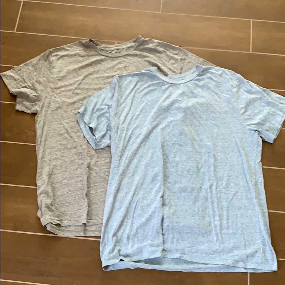 2 GAP Heathered XXL tshirts